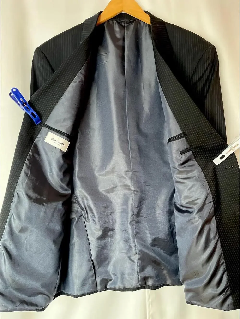 Men’s Pierre Cardin 100% Wool Black Pinstripe Suit Coat Size 46 R